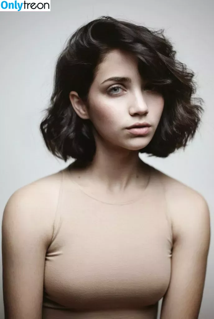 Emily Rudd nude photo #0262 (emilysteaparty)