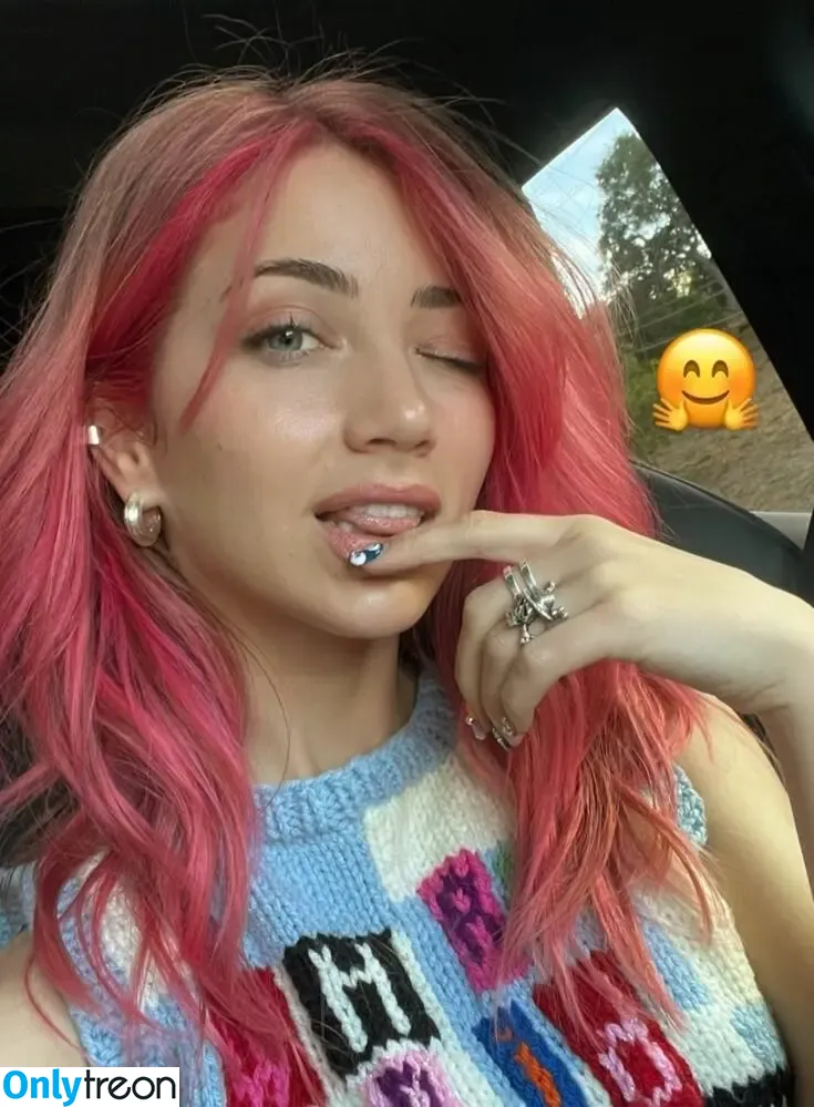 Emily Rudd nude photo #0423 (emilysteaparty)