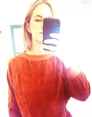 Emily Wickersham / emilywickersham фото голая #0055