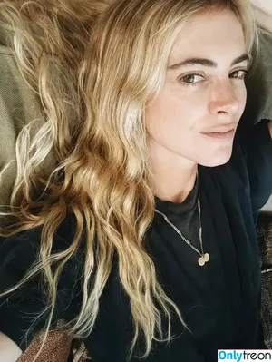 Emily Wickersham / NCIS / emilywickersham nude photo #0122