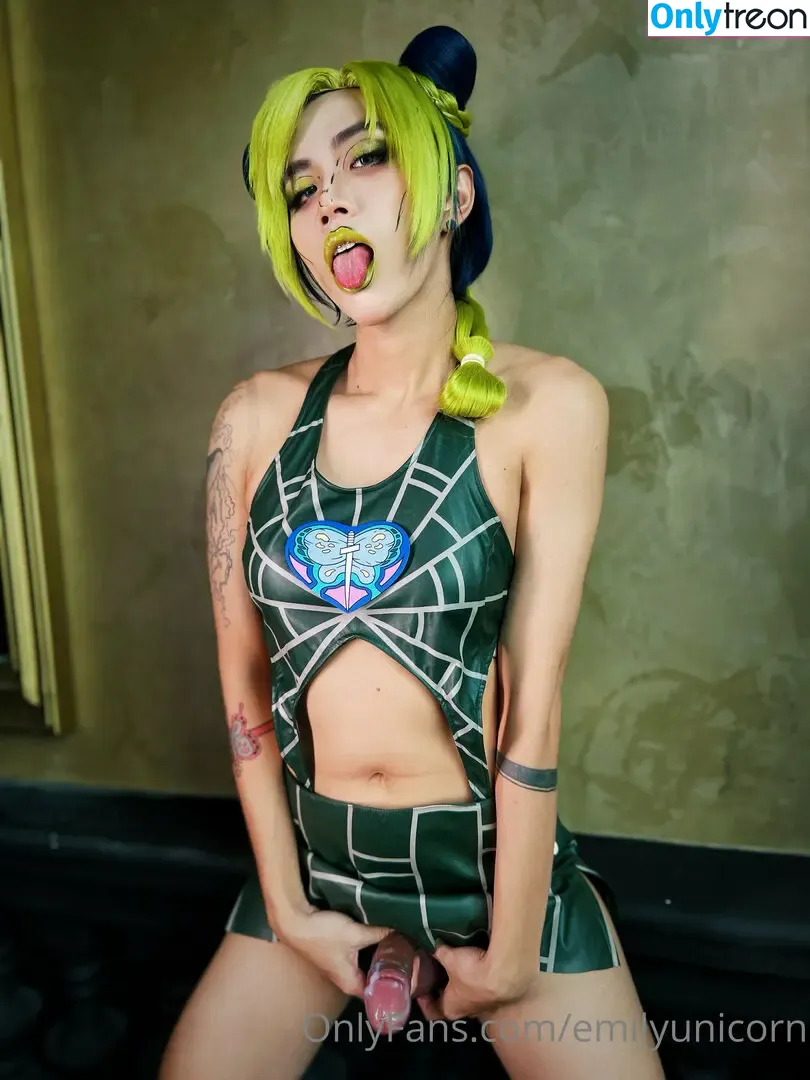 Emily Yunicorn nude photo #0172 (emilyunicorn / emilyunicornx / emilyyunicorn)