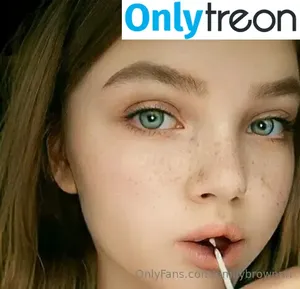 emilybrownnn / emilybrownnnn фото голая #0488