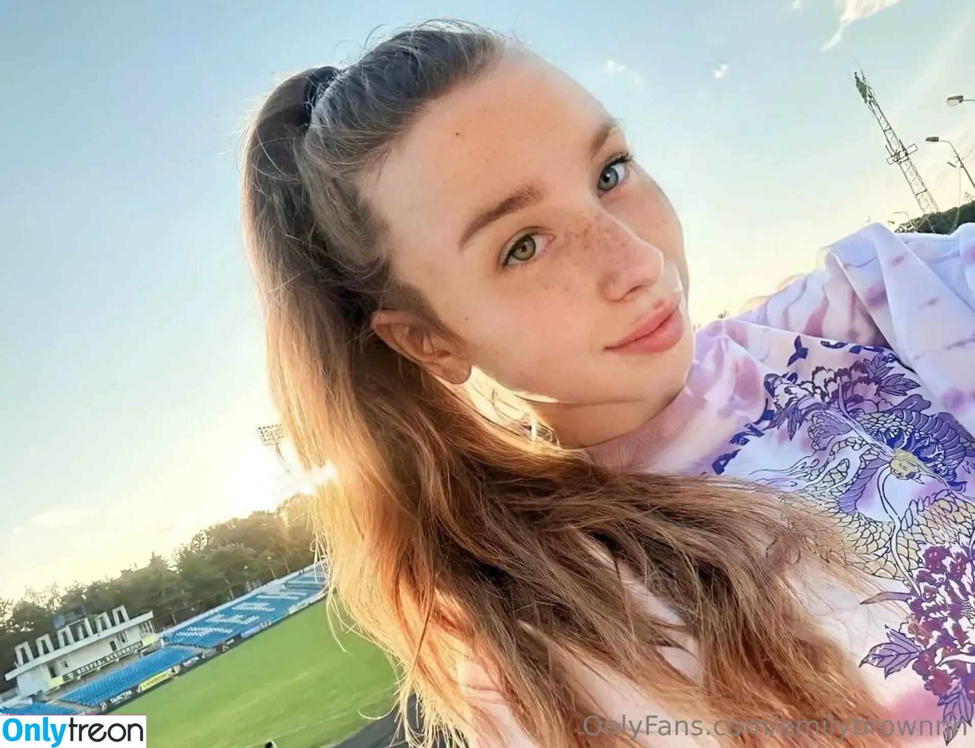 emilybrownnn голая photo #0214 (emilybrownnnn)