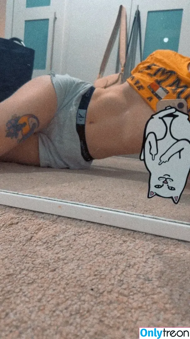 Emilyispro nude photo #0009 (Emma / Emmaontwitch)