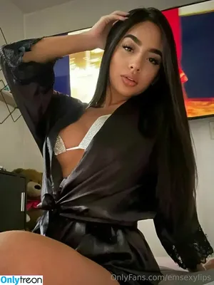 emilylopez777 / emilyllopez3 nude photo #0025