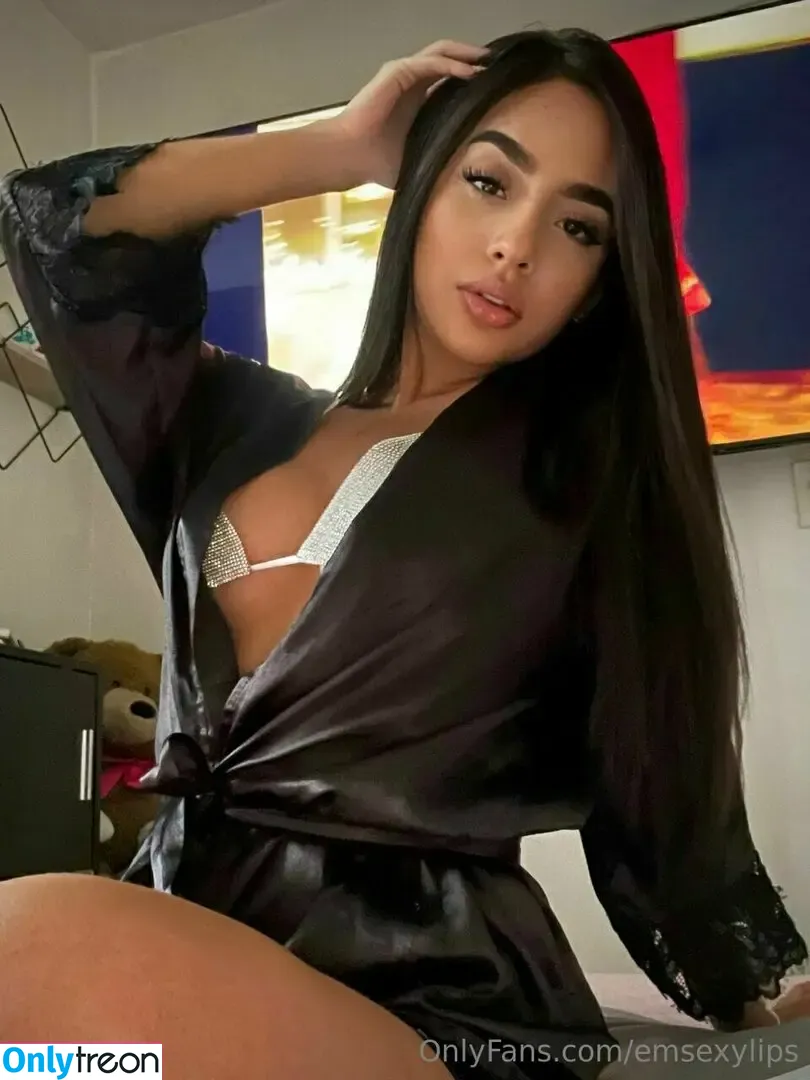 emilylopez777 nude photo #0025 (emilyllopez3)