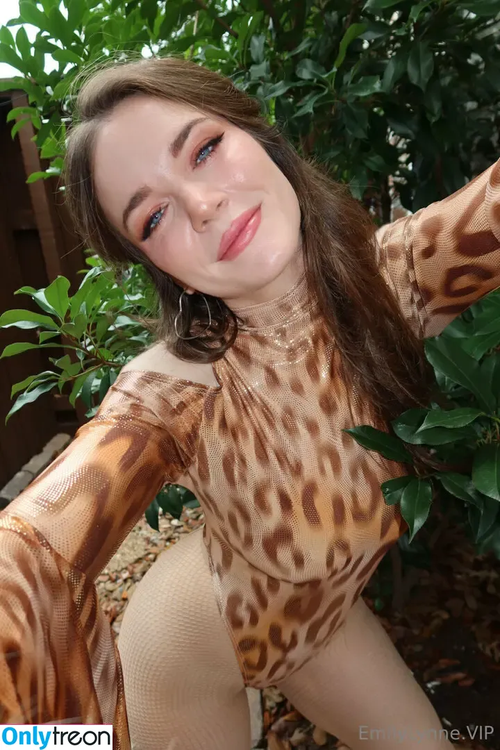 EmilyLynne nude photo #0460 (the.emilylynne)