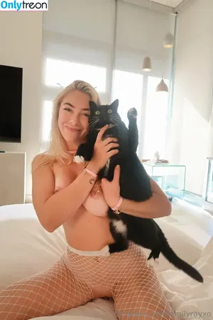 emilyrayxo / emilyray_xo nude photo #0025