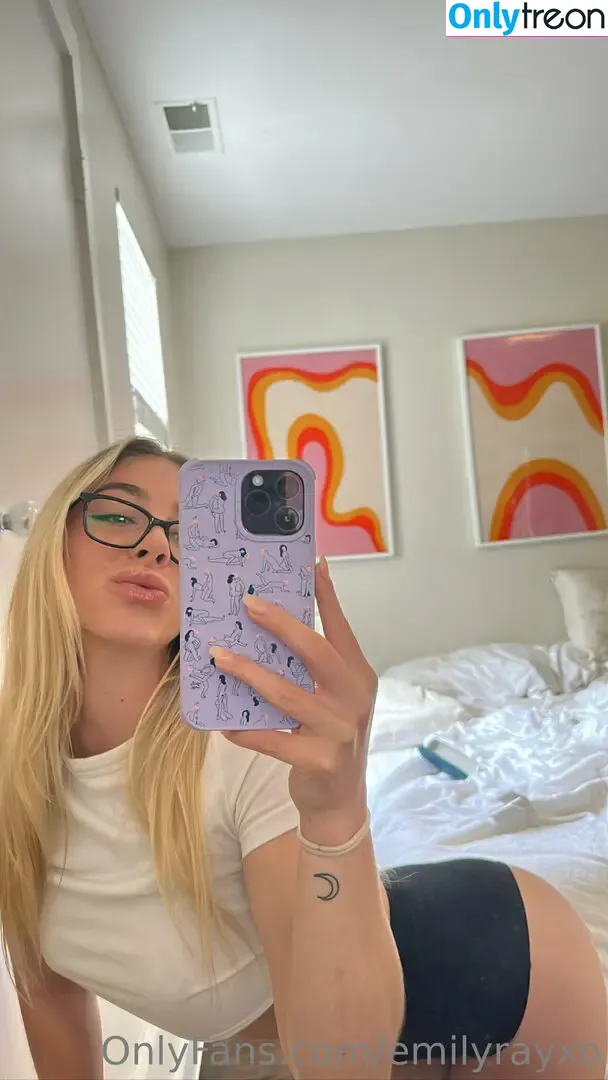 emilyrayxo nude photo #0084 (emilyray_xo)