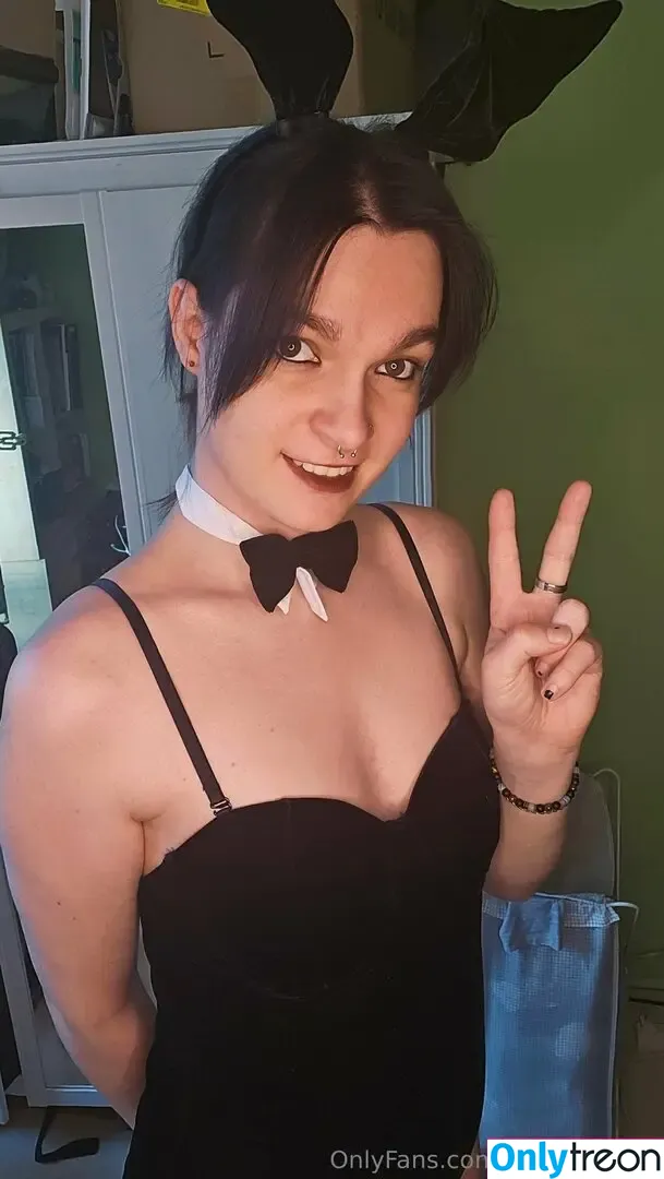 emilyretcher голая photo #0099 (emilyteicherr)