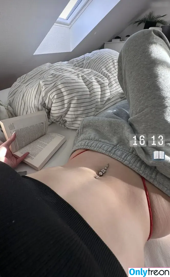 emilyvanxssa nude photo #0085 (emilyvanxssa)