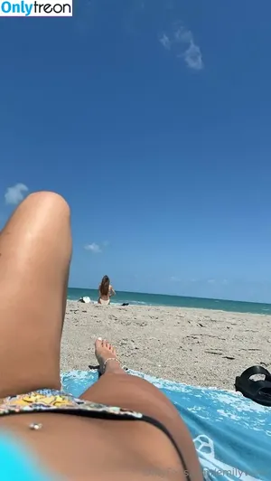 emilyvonn / missblacksabbath nude photo #0006