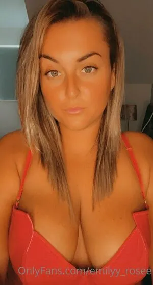 emilyy_rosee / emilyyrosee.__ nude photo #0121