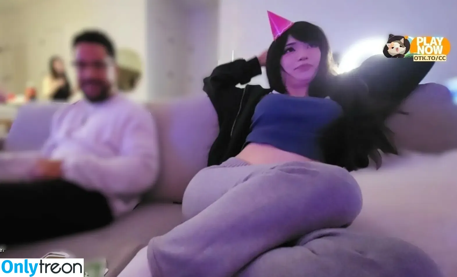 Emiru nude photo #2353 (emiru.jpg)