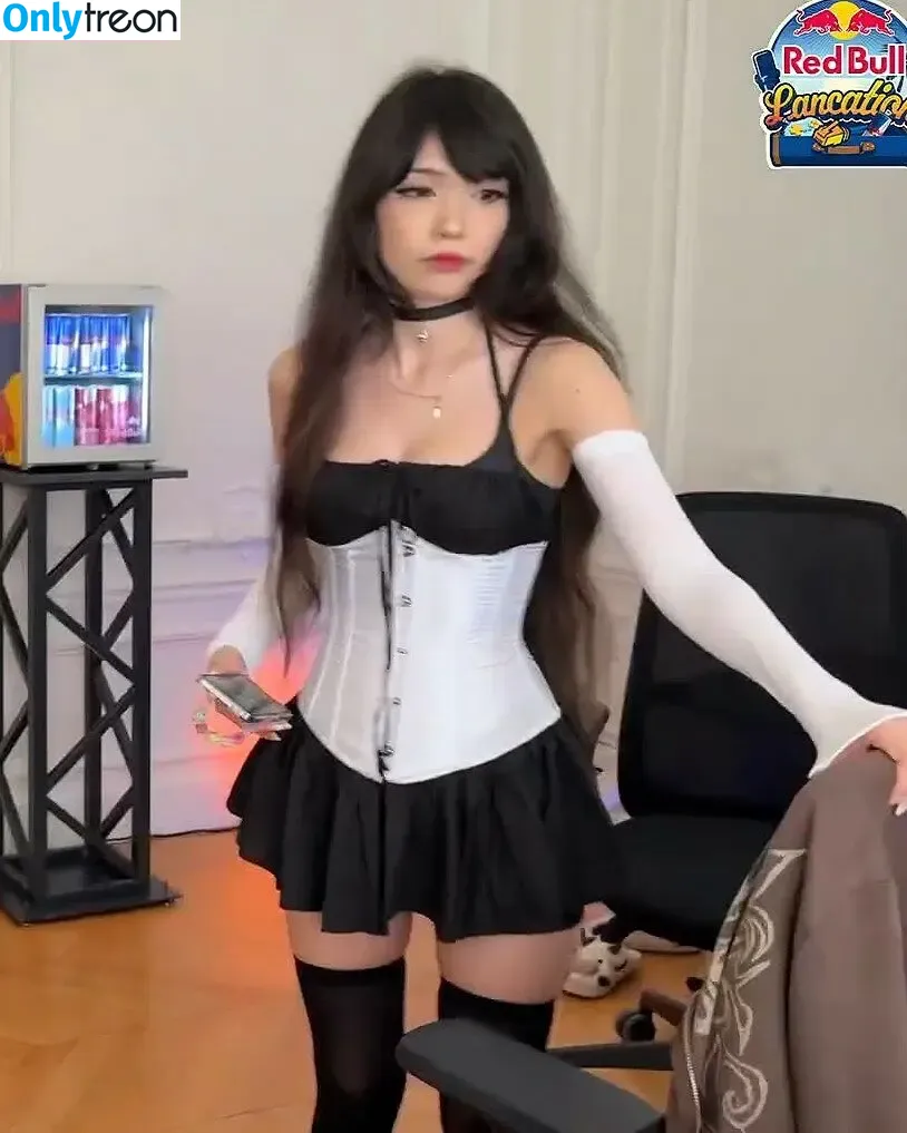 Emiru nude photo #2746 (emiru.jpg)