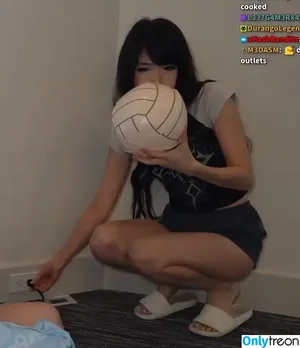 Emiru / emiru.jpg nude photo #3198