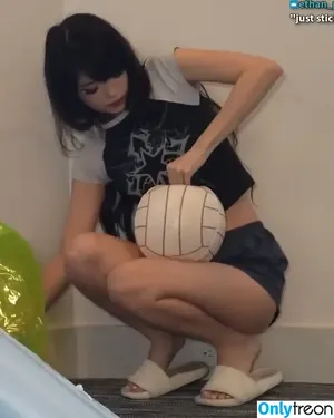 Emiru / emiru.jpg nude photo #3201