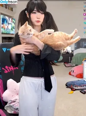 Emiru / emiru.jpg nude photo #3260