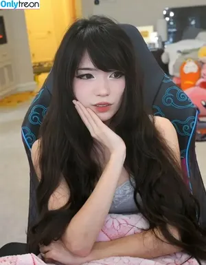 Emiru / emiru.jpg nude photo #3278