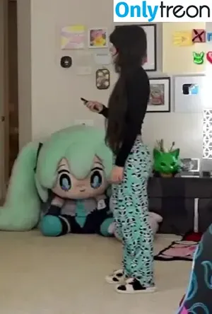 Emiru / emiru.jpg nude photo #3340