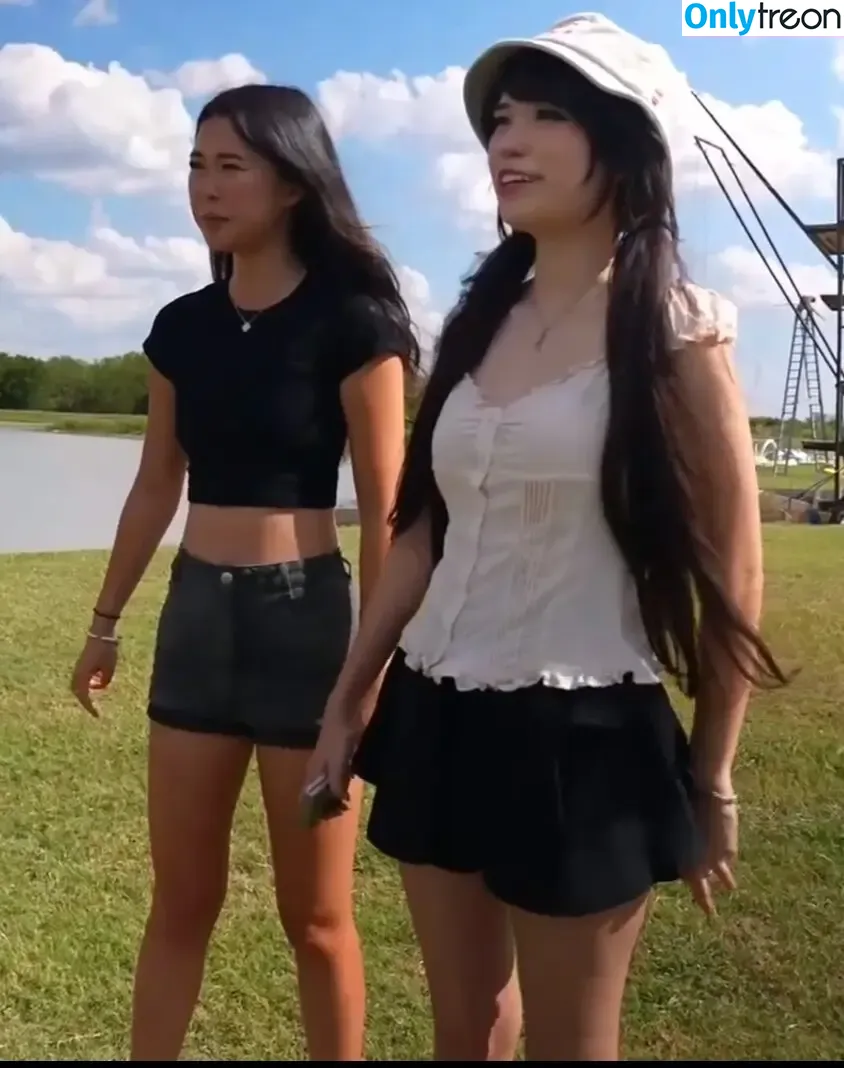 Emiru nude photo #3233 (emiru.jpg)