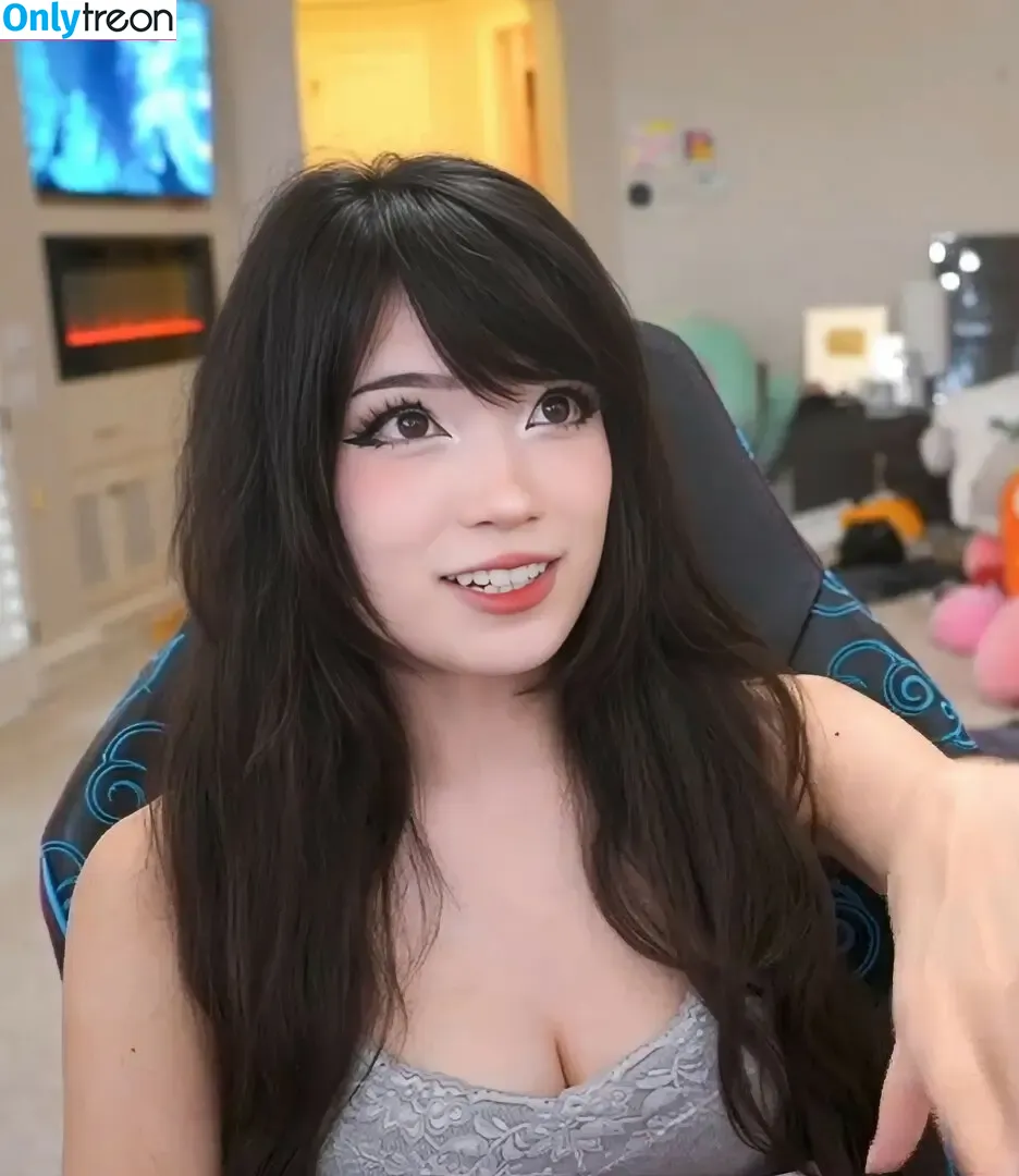 Emiru nude photo #3269 (emiru.jpg)