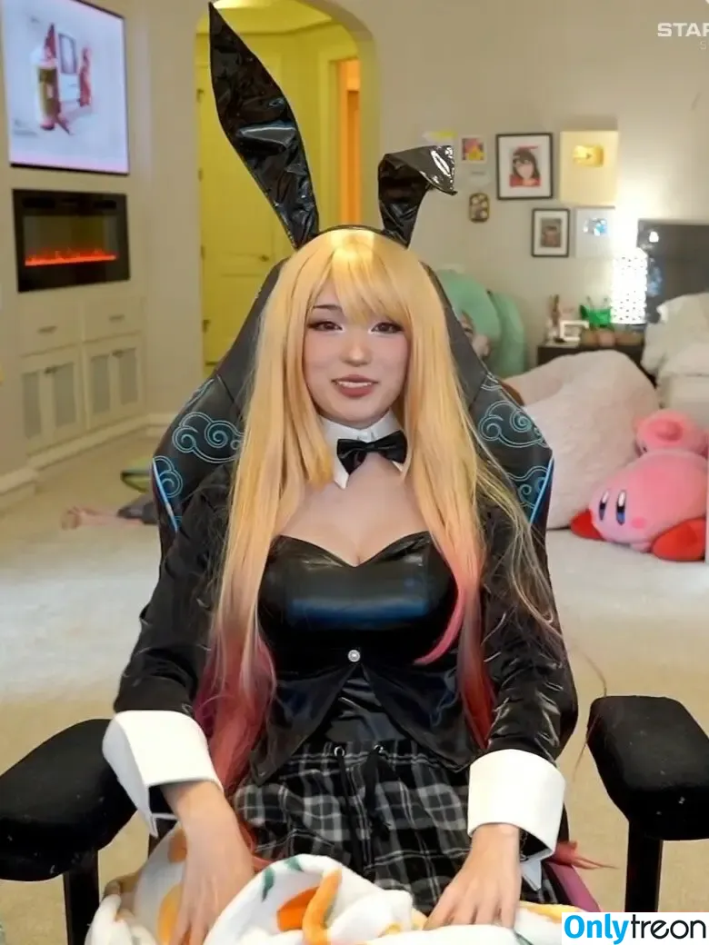 Emiru nude photo #3344 (emiru.jpg)