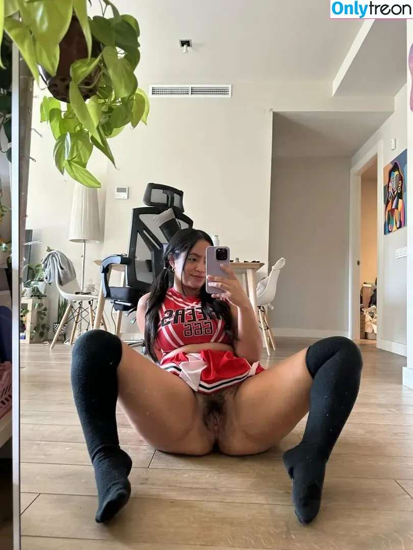 Emma nude photo #0034 (Fitspetitemma / emmaburzy / petitemma_)