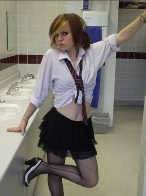 Emma Blackery / emmablackery nude photo #0010