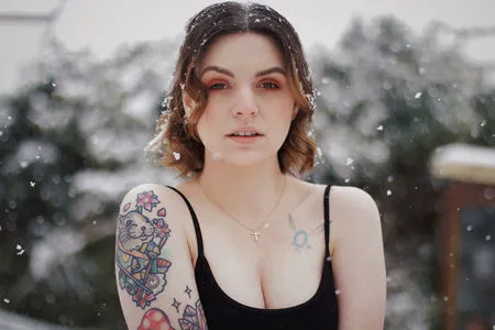 Emma Blackery / emmablackery nude photo #0013