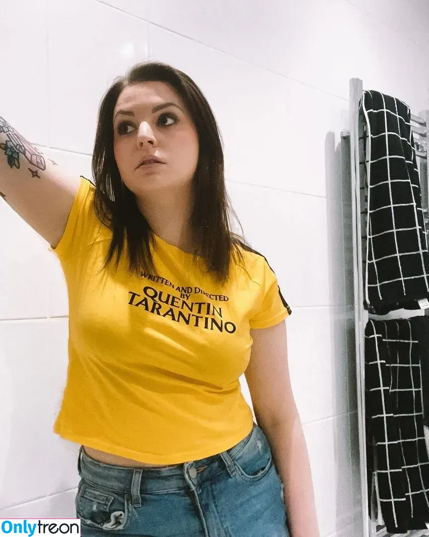 Emma Blackery nude photo #0046 (emmablackery)