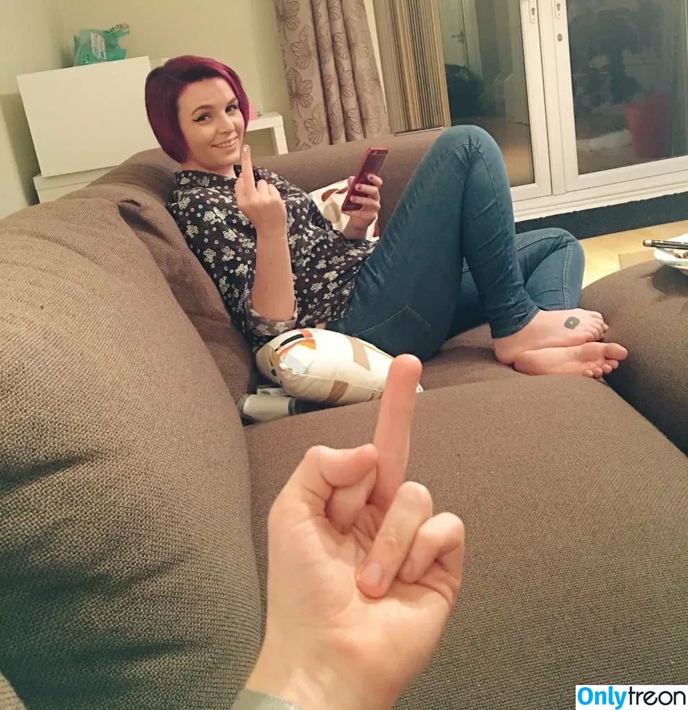 Emma Blackery nude photo #0050 (emmablackery)