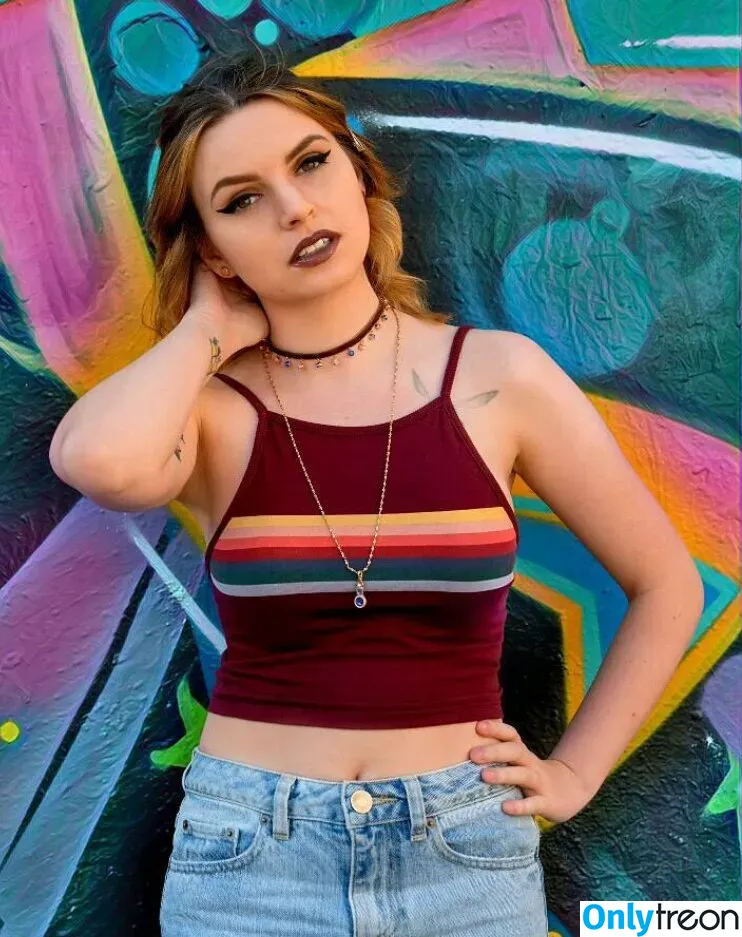 Emma Blackery голая photo #0069 (emmablackery)