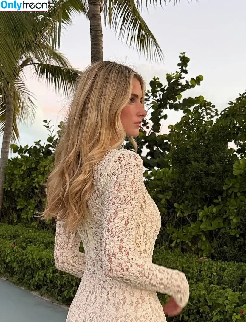 Emma Burnze голая photo #0133 (emmaburnze / emmacamile)