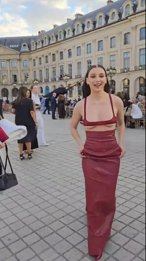 Emma Chamberlain / biancasotelo14 / emmachamberlain фото голая #0283