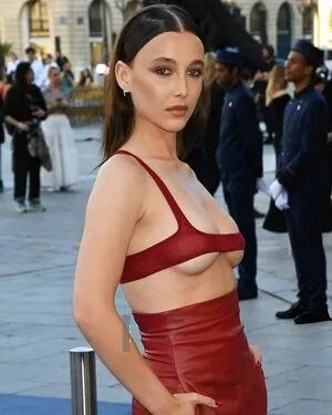 Emma Chamberlain / biancasotelo14 / emmachamberlain фото голая #0291