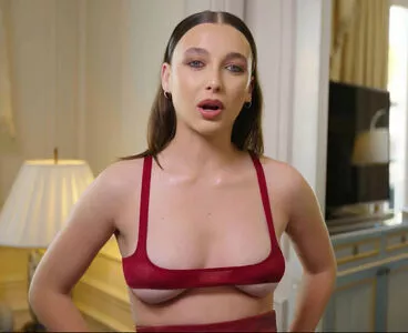 Emma Chamberlain / biancasotelo14 / emmachamberlain фото голая #0305
