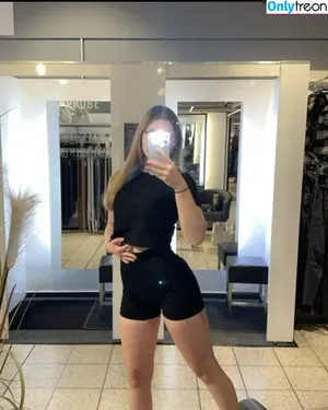  nude photo #0004