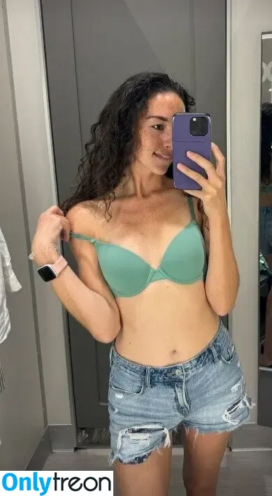 Emma Hall nude photo #0019 (emma-hall / emmaahall5 / emmahallyall / emmanovak)