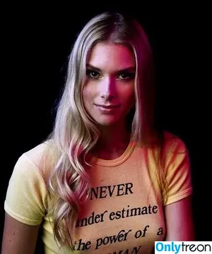 Emma Ishta / emmaishta nude photo #0009