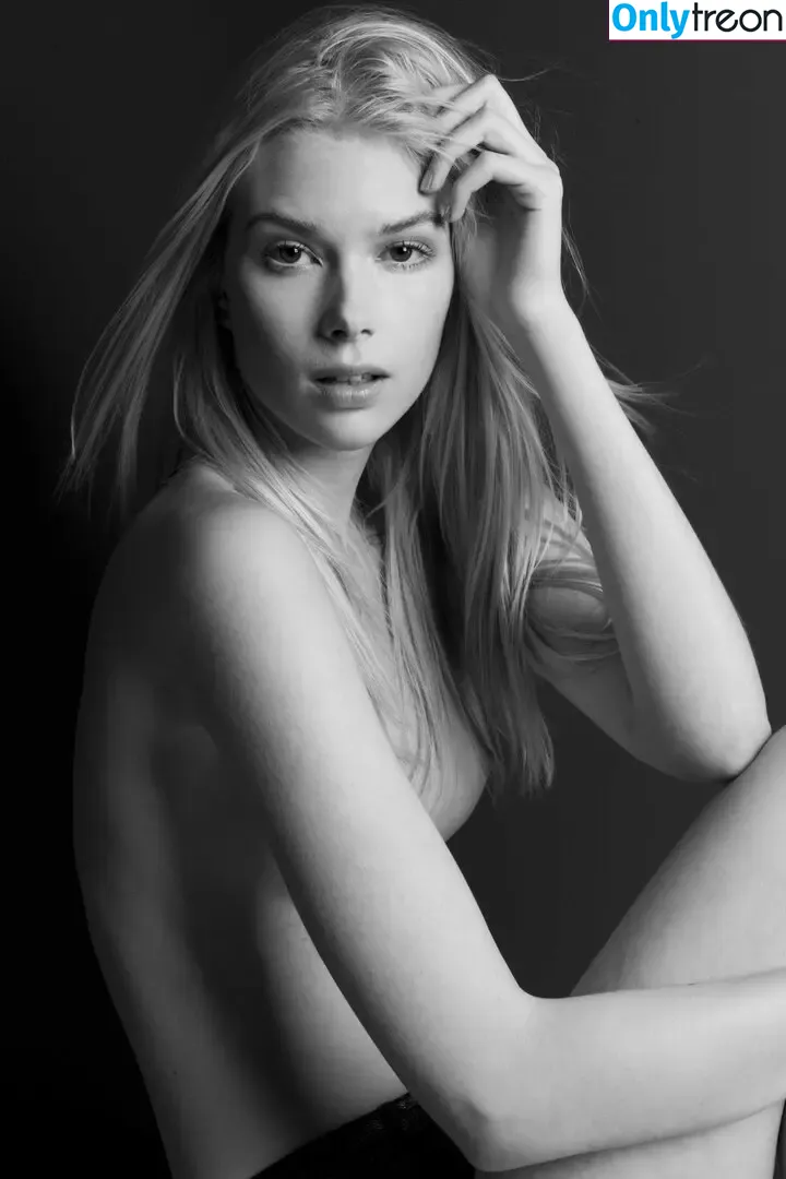 Emma Ishta nude photo #0014 (emmaishta)