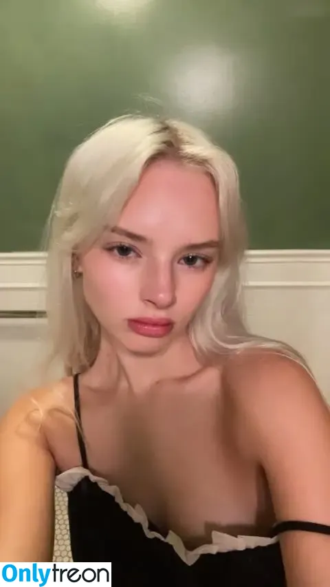 Emma Kaitalin nude photo #0040 (emma.kaitalin / emmakatalis)