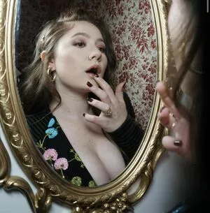 Emma Kenney / EmmaRoseKenney / emmakenney / ems4638 nude photo #0407