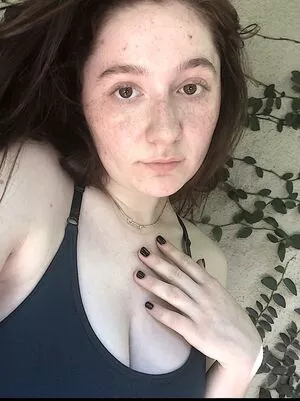 Emma Kenney / EmmaRoseKenney / emmakenney / ems4638 nude photo #0418