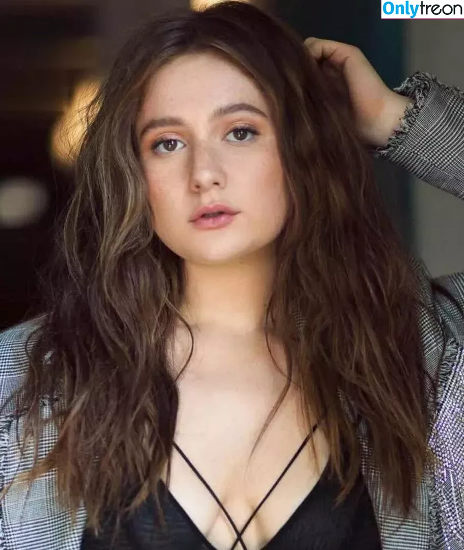 Emma Kenney nude photo #0415 (EmmaRoseKenney / emmakenney / ems4638)