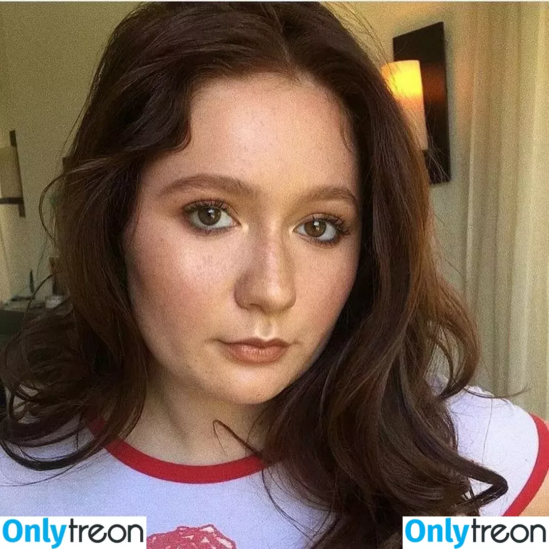 Emma Kenney nude photo #0429 (EmmaRoseKenney / emmakenney / ems4638)