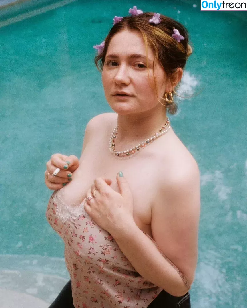 Emma Kenney nude photo #0510 (EmmaRoseKenney / emmakenney / ems4638)