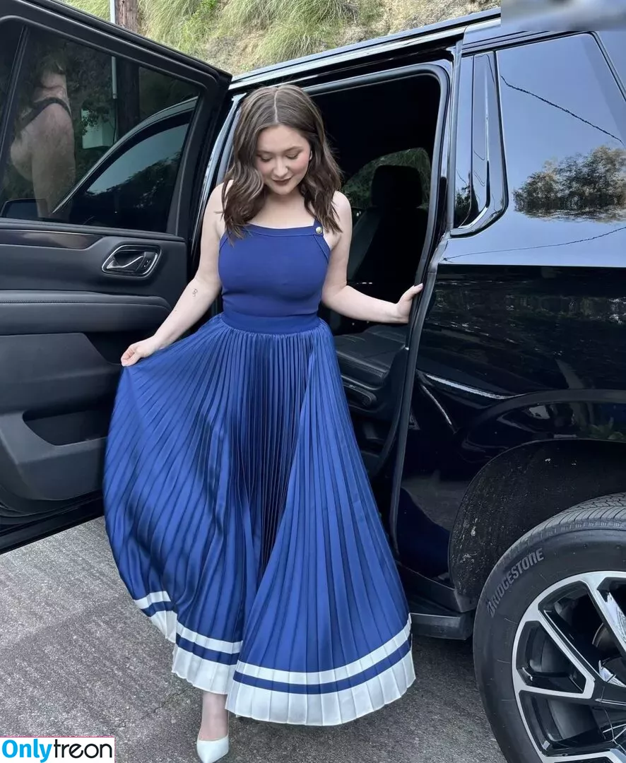 Emma Kenney голая photo #0576 (EmmaRoseKenney / emmakenney / ems4638)