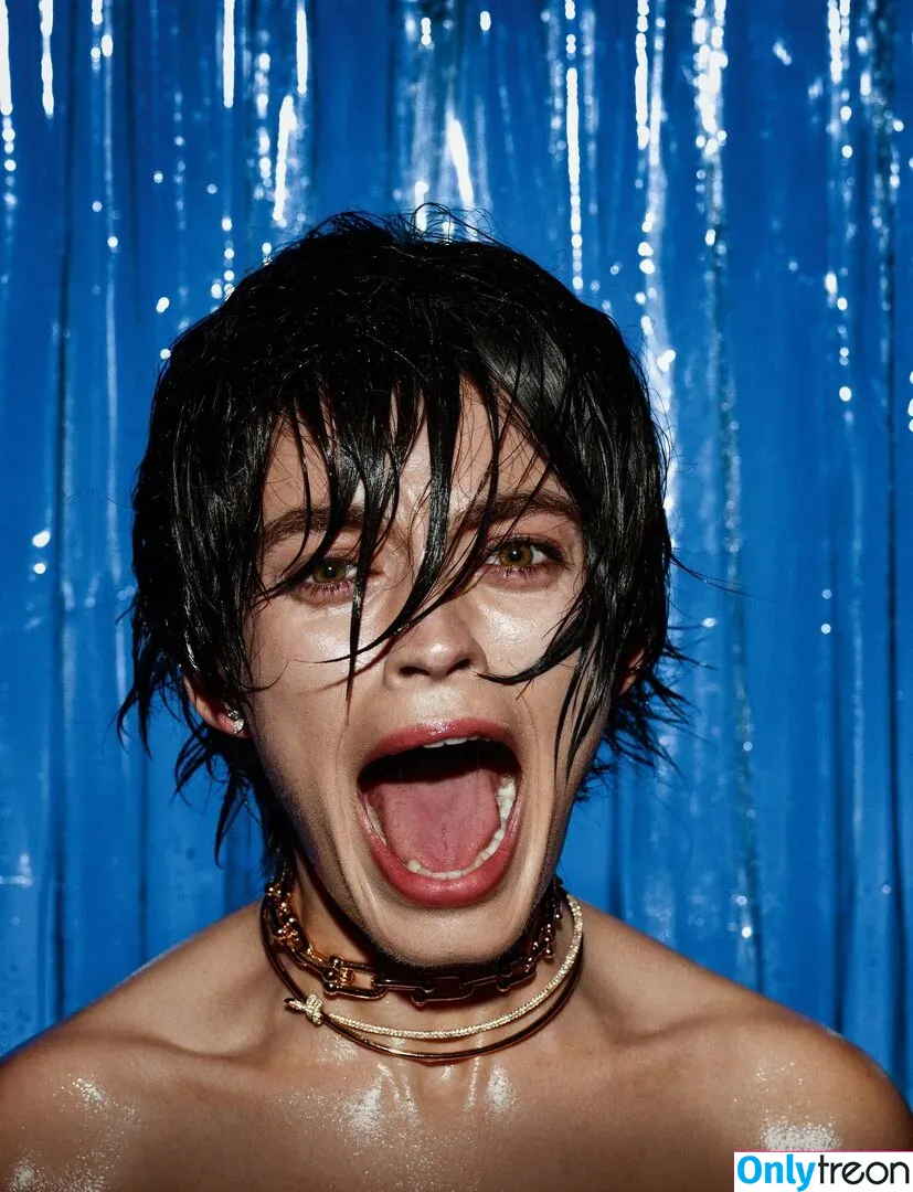 Emma Mackey nude photo #0053 (Sex Education Flaunt magazine shoot / emmatmackey)