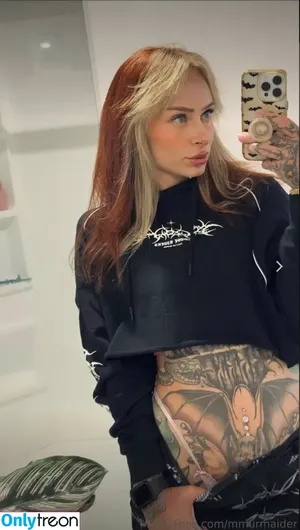 Emma Olofsson / Mmurmaider nude photo #0015